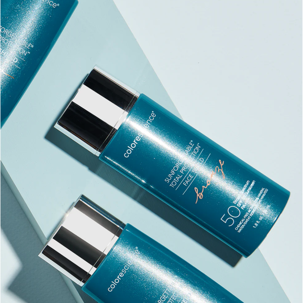 Sunforgettable Face Shield Bronze SPF 50 lifestyle photo